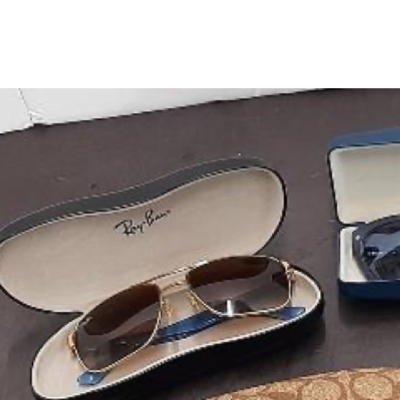 Ray-Ban Sunglasses with Case – Gently Used, Some Lens Flaws - Picture 3 of 3